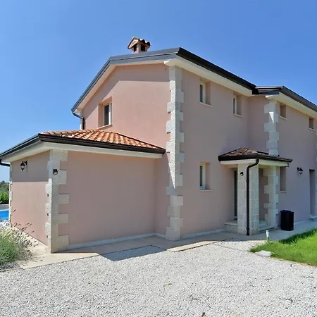 Holiday home Mit Privatpool Fuer 8 Personen Ca 150 Qm In Vrznaveri, Istrien Istrische Riviera Porec